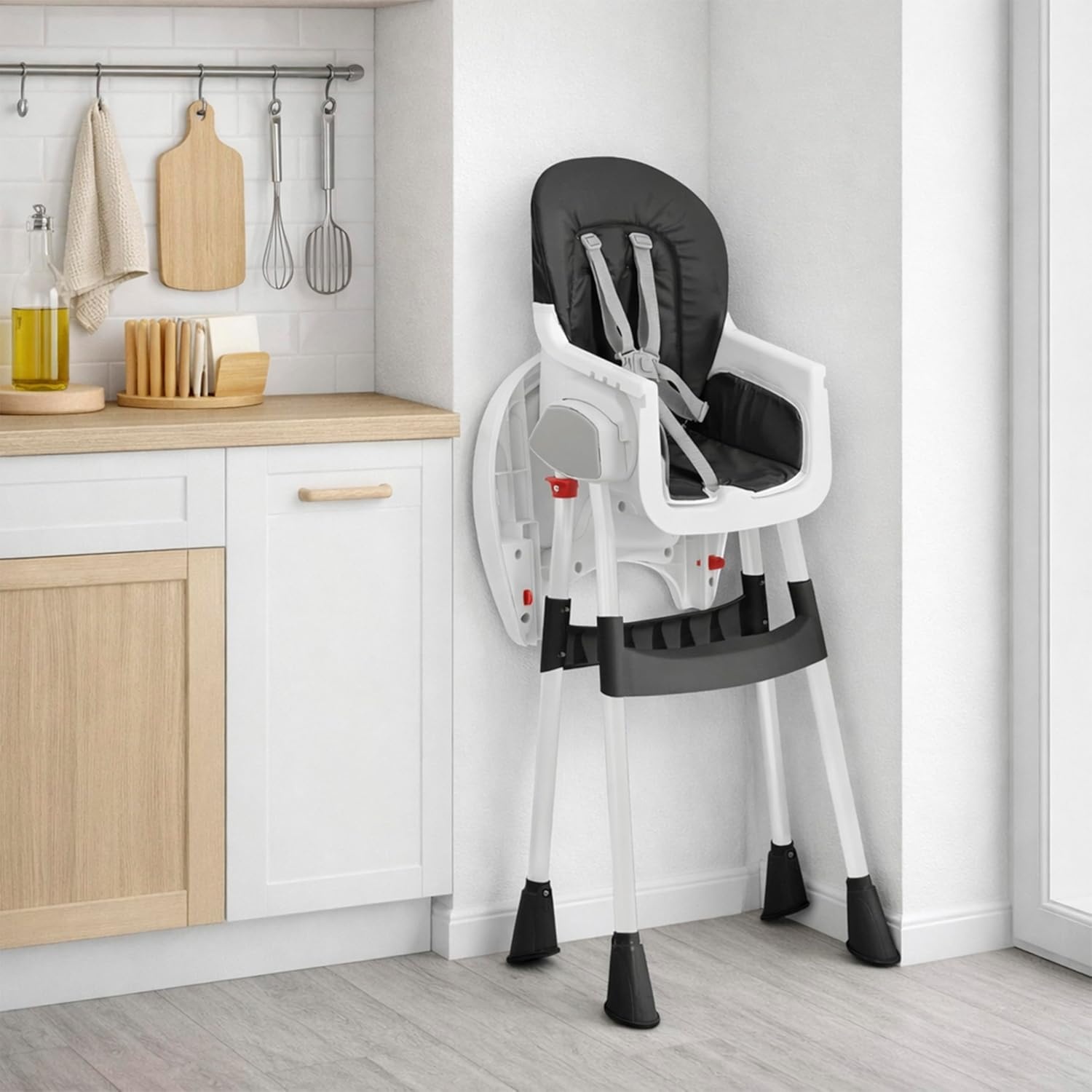 image:imageDream On Me TableTalk 2in1 Convertible High Chair 5Point Harness PinkBlack